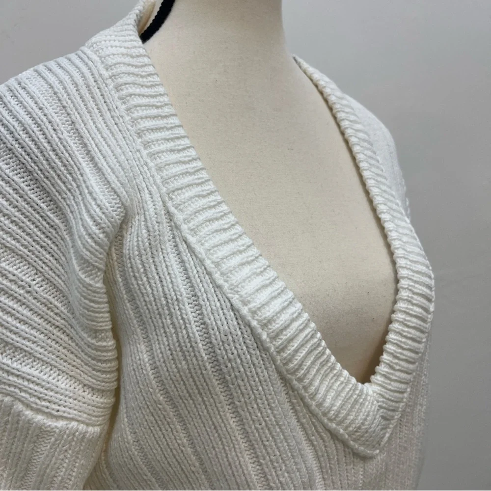In Between Women White Knit Sweater Size S Oversized‎
